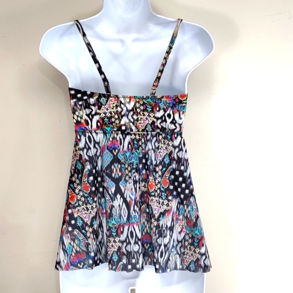 Women's Profile size 8 Top with built-in Bra - Picture 4 of 9